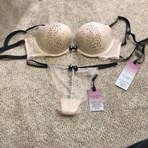 NWT VS Fashion Show (London ‘14) lingerie set